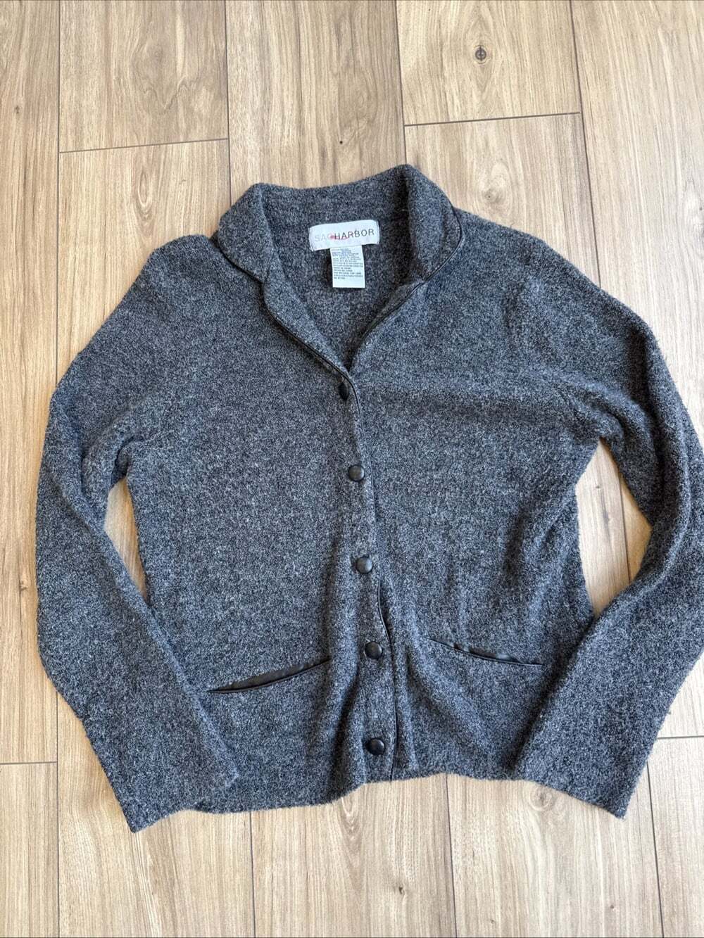 Sag Harbor Wool Blend Cardigan Sweater Size Medium Charcoal Grey Preppy Buisness